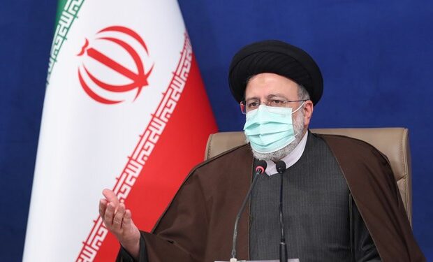 هیچ‌کس ممنوع‌الورود نیست و همه ایرانیان می‌توانند به کشور تردد کنند