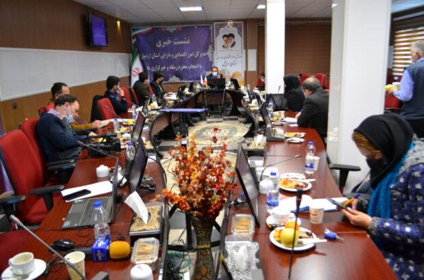 نشست خبری مدیرکل امور اقتصادی و دارای استان اردبیل با اصحاب رسانه +عکس
